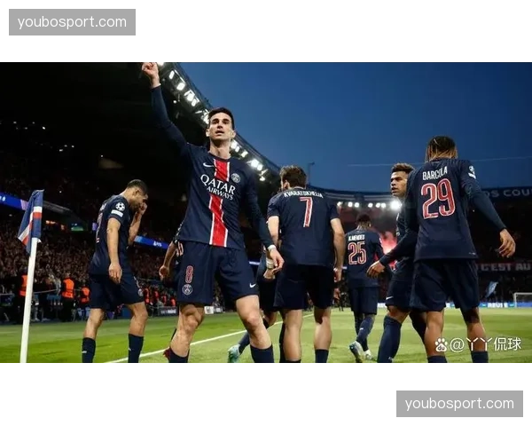 巴黎欧冠客场三球完胜，恩里克战术布置针对性极强